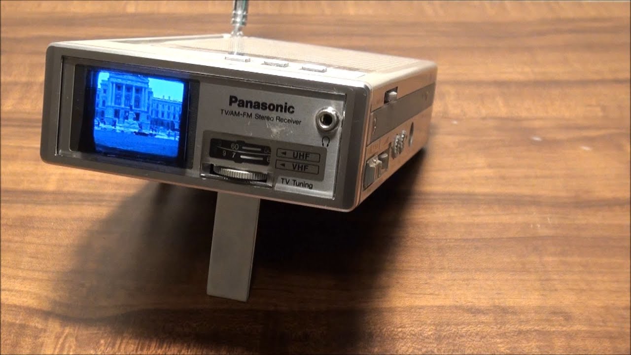 1982 Panasonic Travelvision TR-1020P 1.5