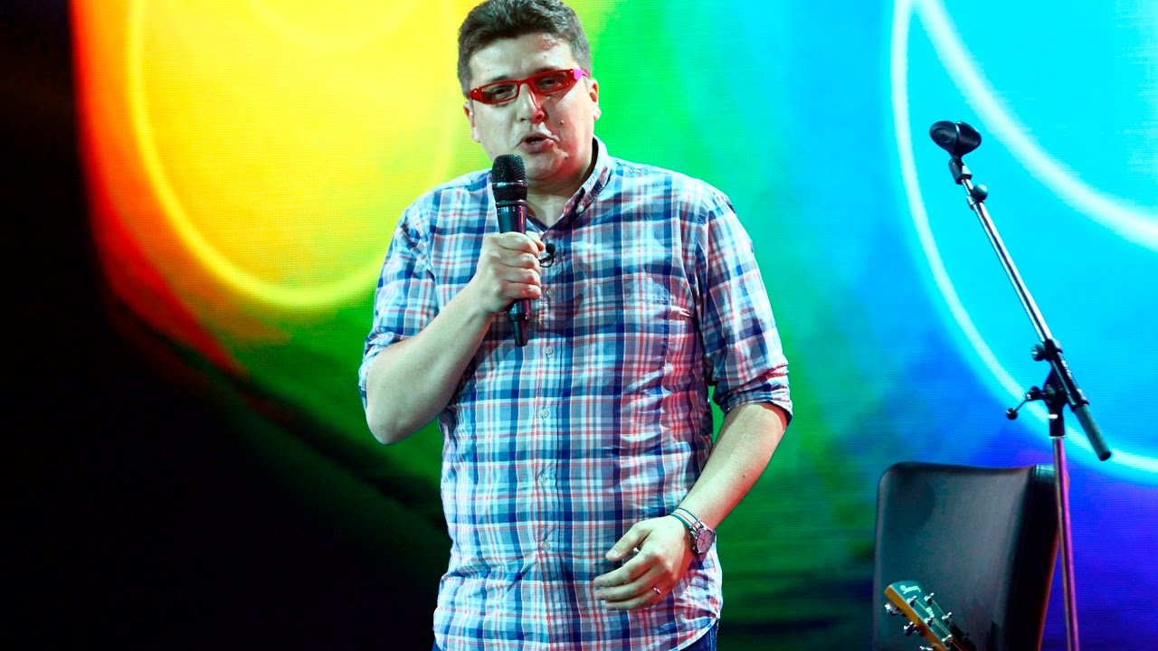 Marea finală „iUmor”! Albert Cremene, stand up comedy de senzaţie