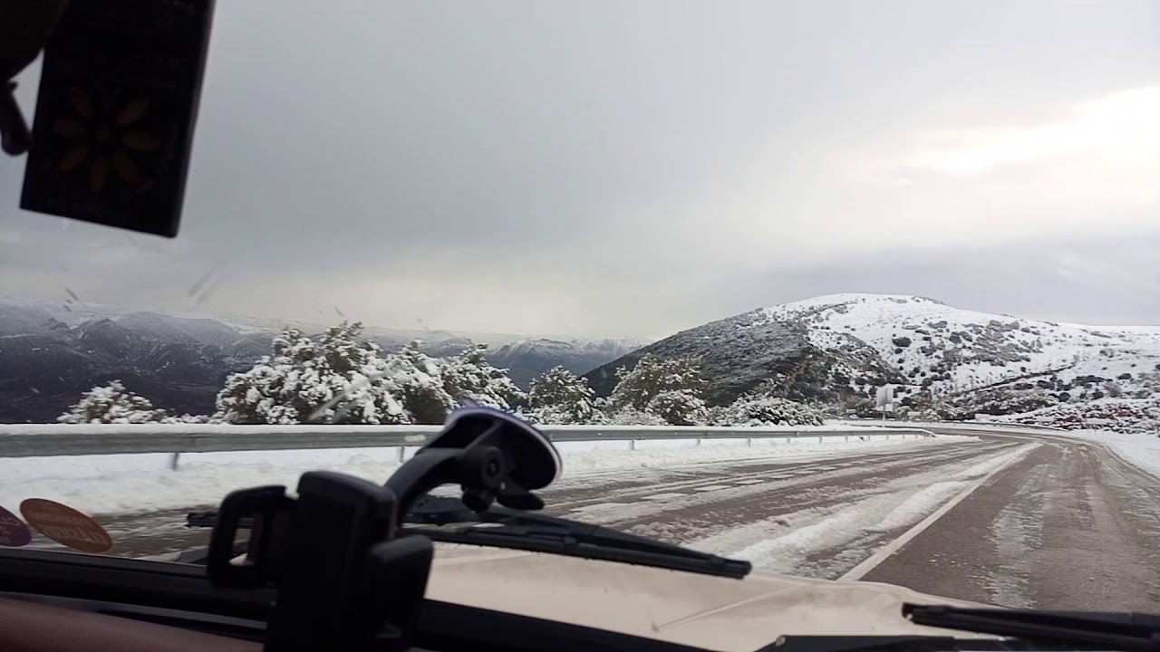 Chrysler 180 por el puerto de La Mazorra