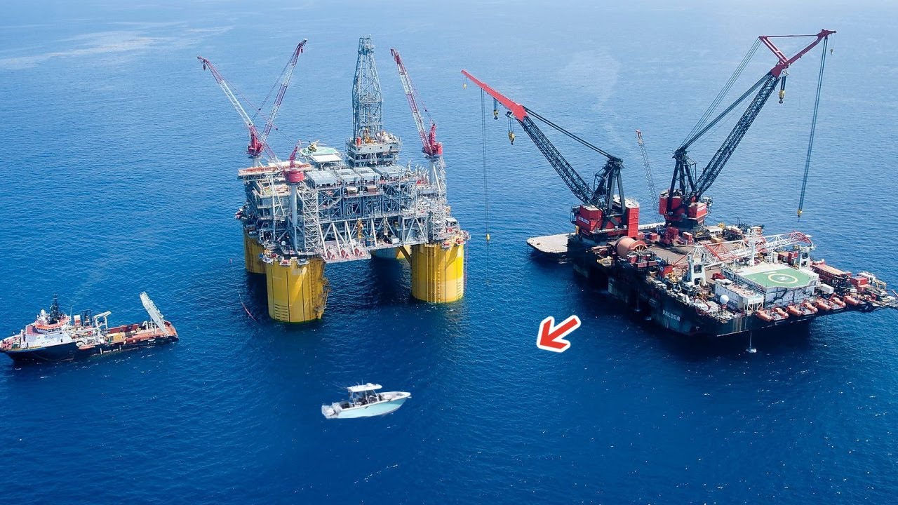 24 часа на самой большой в мире нефтяной платформе! В 24-футовой лодке