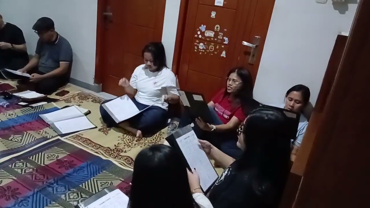 Latihan Koor Terimalah di Hatiku Vox Dei AMDG