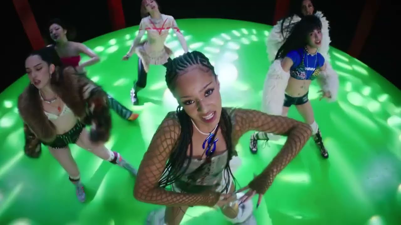 KATSEYE (캣츠아이) - Gnarly (Clean Edit) (Music Video)