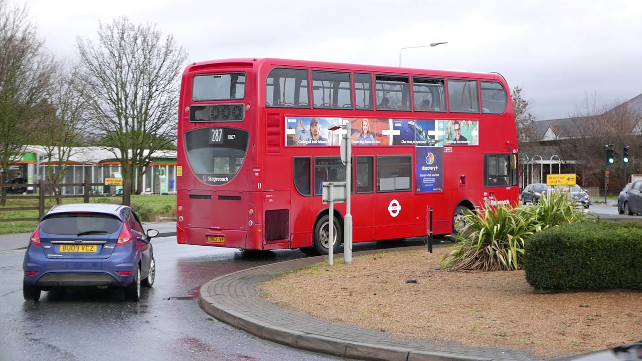 London's Buses in action at Rainham Tesco 21st December 2020