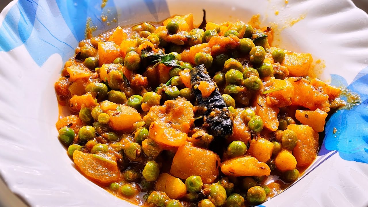 বাঙালির প্রিয় আলু মটরশুঁটির ঘুগনি |Homemade Aloo Matarsutir Ghugni Recipe testy & delicious ||#food
