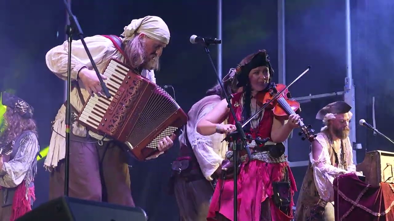 Ye Banished Privateers live at Fantasy Forest Festival 2024