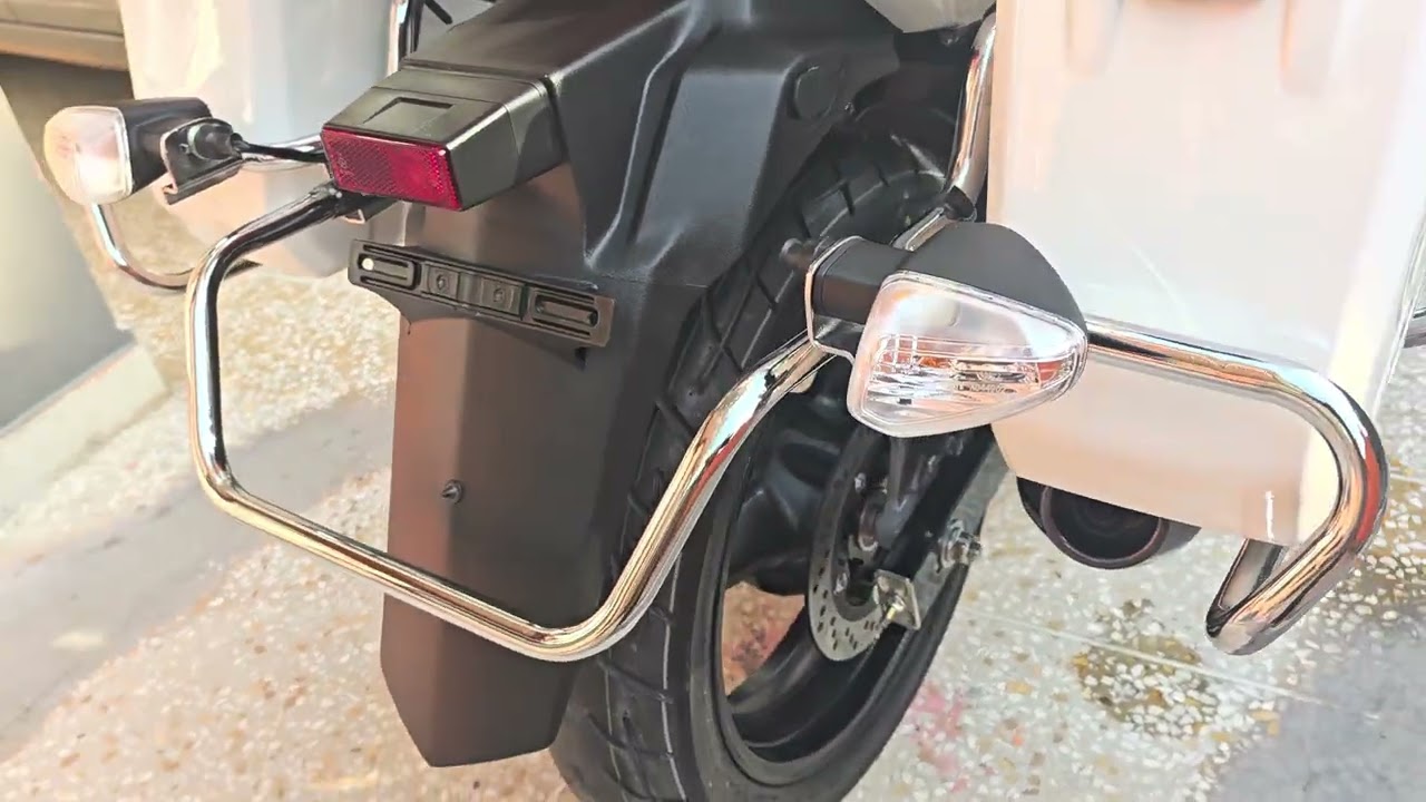 Suzuki Inazuma Aegis 250cc 2025, Better than Showroom condition after first Wash