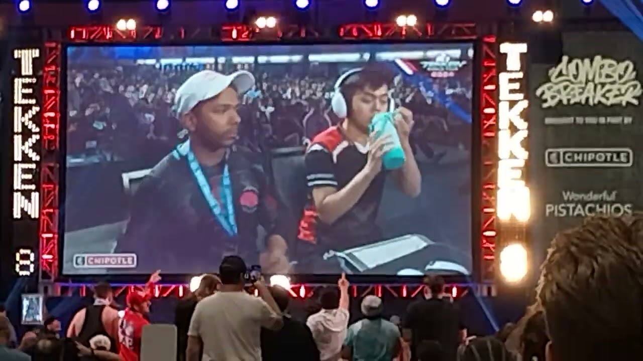 Combo Breaker 2024 Tekken 8 Grand Finals Crowd Reaction