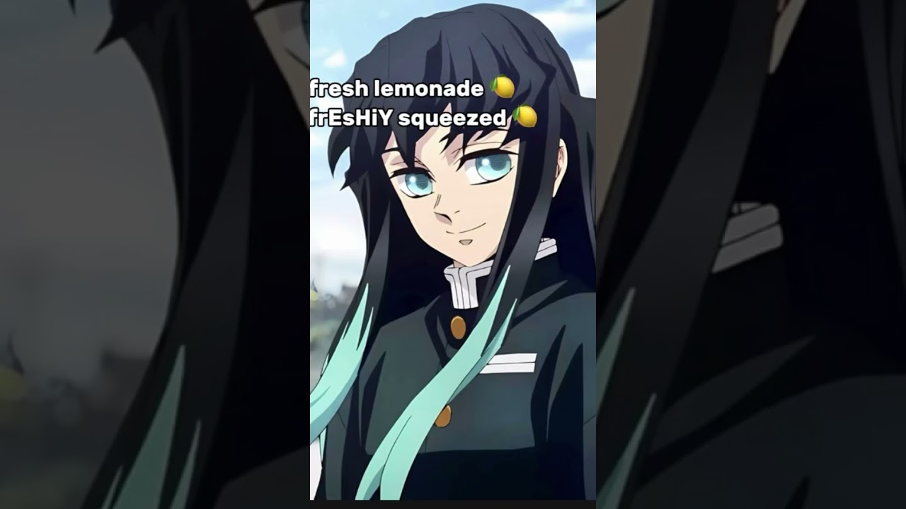 Fresh lemonade, freshly squeezed. 