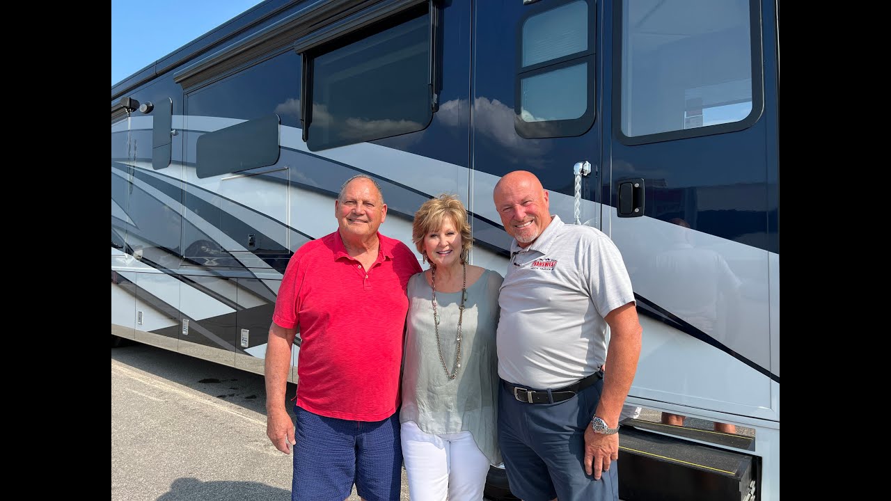 SOLD 2024 Newmar Mountain Aire 4551