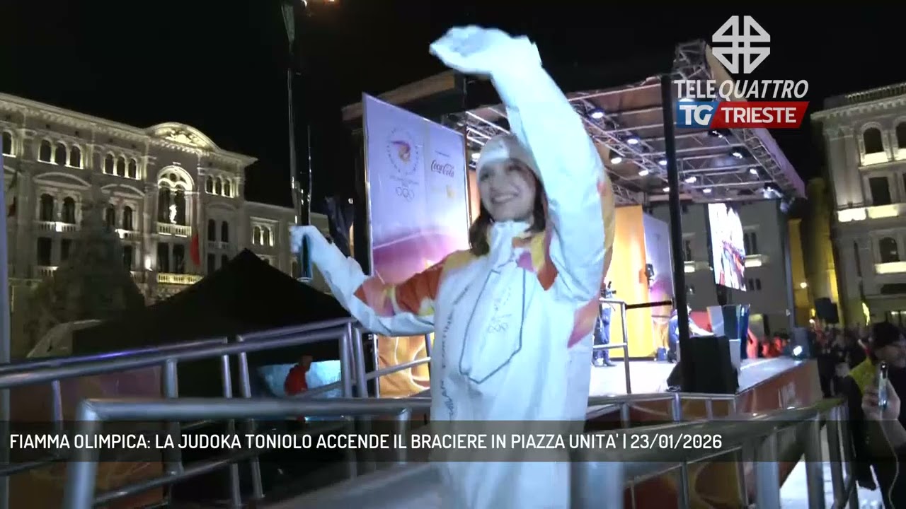 FIAMMA OLIMPICA: LA JUDOKA TONIOLO ACCENDE IL BRACIERE IN PIAZZA UNITA' | 23/01/2026