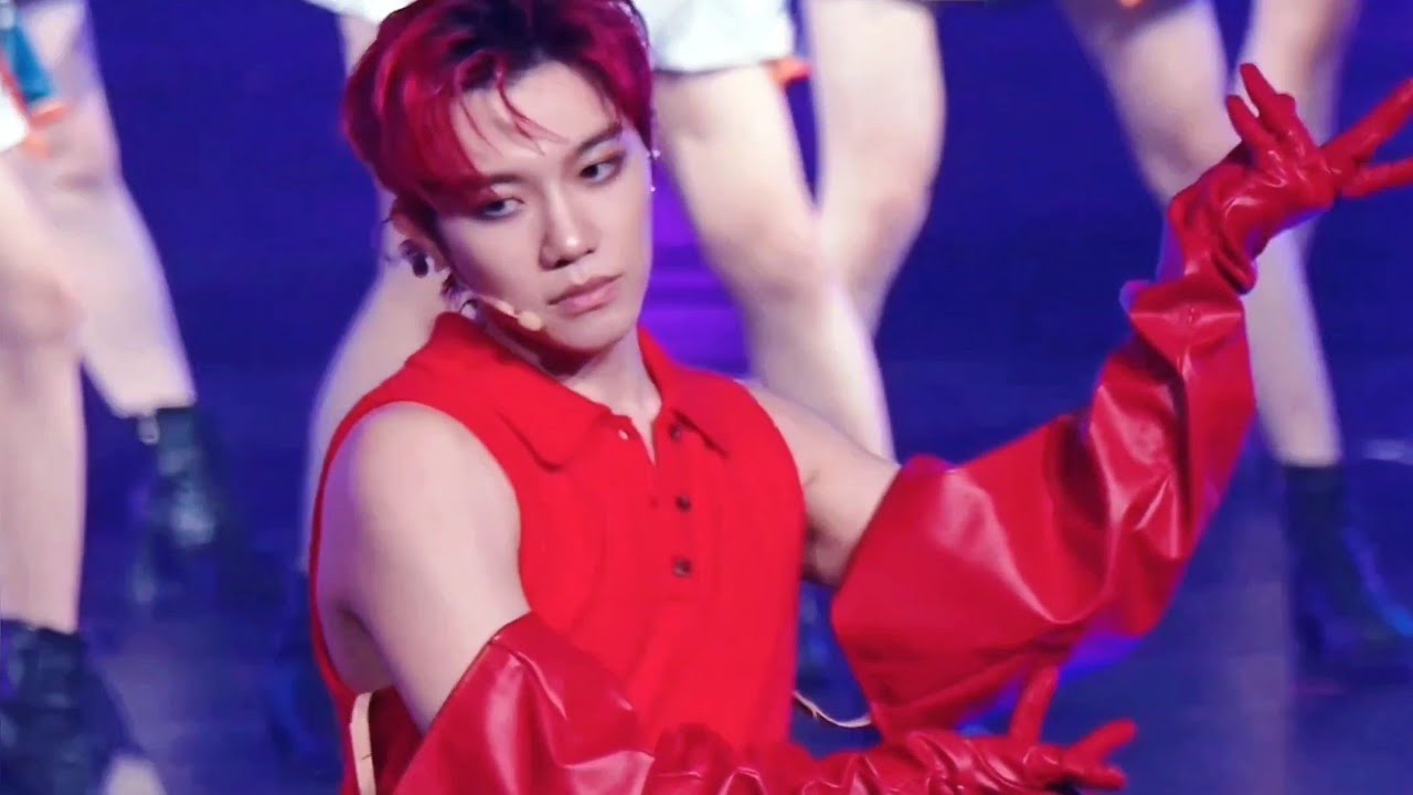文總 2026WE ARE我們的除夕夜 | WE ARE UNIQUE。*✧ VERA藍弟fancam （嗶嗶嗶/要確/舞孃/舞棍大帝國/不是每個戀曲都有美好回憶/拯救地球/對你愛不完/星期五晚上）