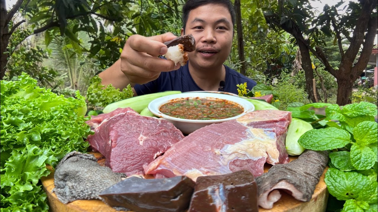 จุ๊เนื้อสดๆจิ้มแจ่วเพี้ยขมๆ♨️แกล้มผักสดแซ่บหลาย😋