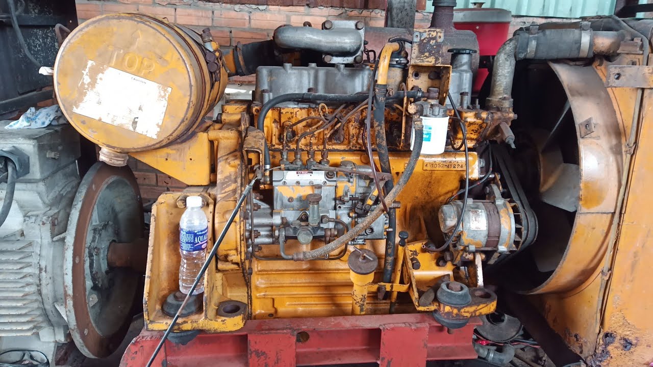 (Đã nhận cọc)Trailer Komatsu 4D105-3 turbo (63ps/2350rpm)