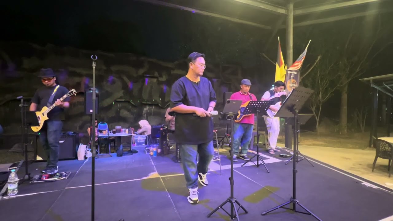 BUNGA cover by SERAGAM HITAM band
