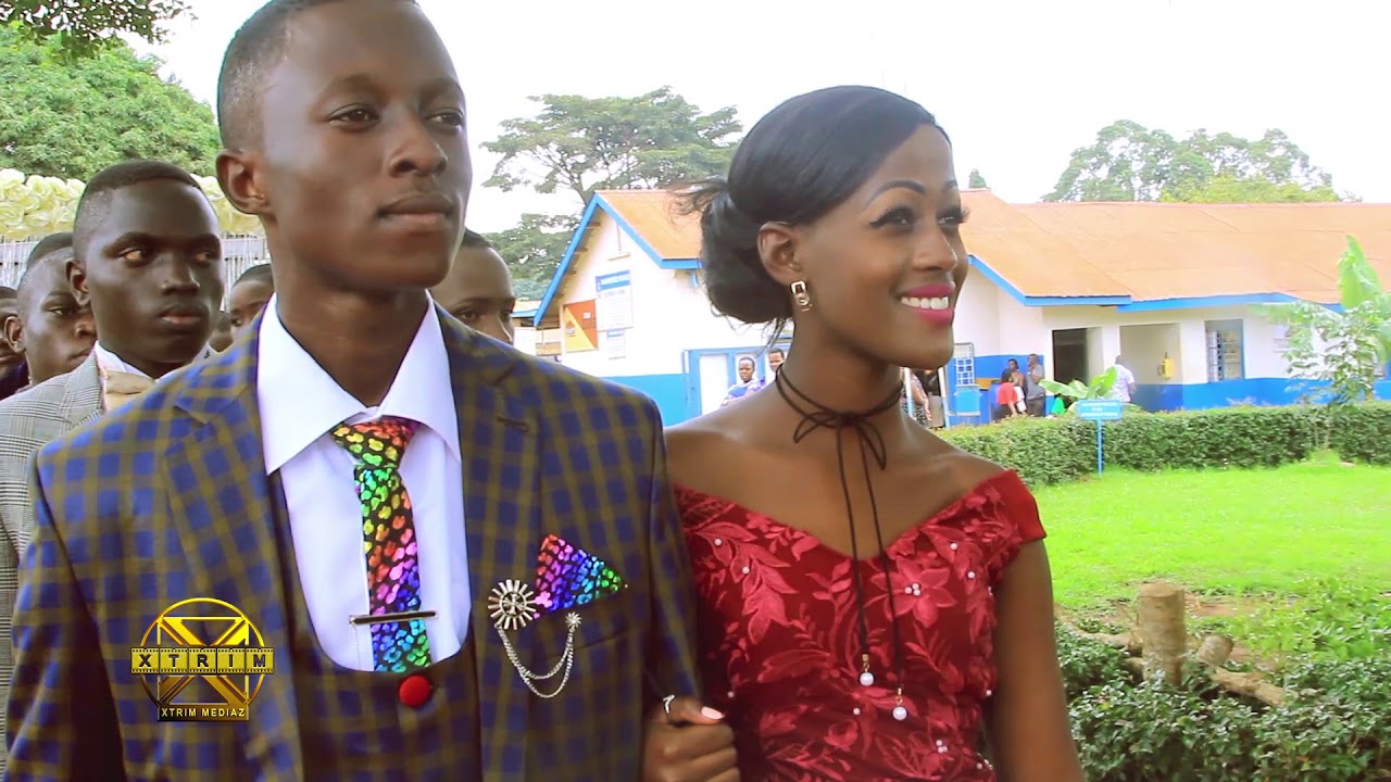 WAMPEEWO NTAKE SS Prom Party (2019) red carpet.