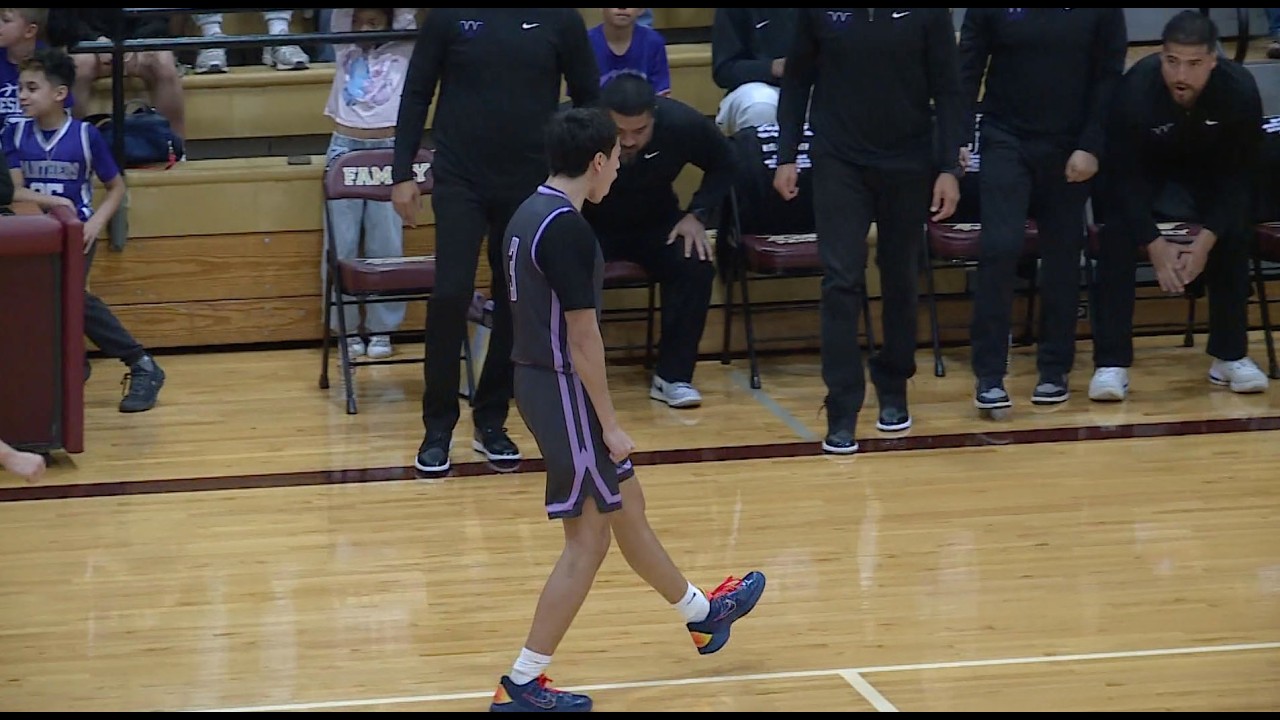 Highlights: Boys Basketball-Bi-District-Weslaco High 66, Los Fresnos 52 F