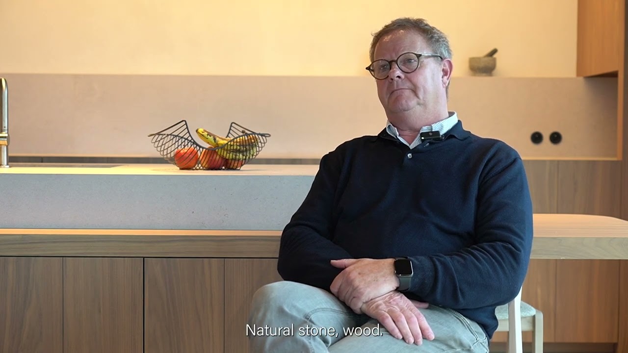 The warmth of Shinnoki Frozen Walnut with Dirk Vercruysse