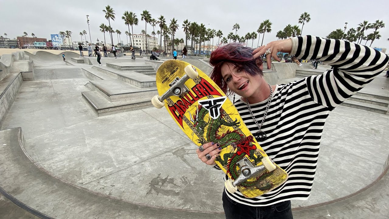 КРИСТОФЕР ХАЙЕТТ УБИВАЕТ ВЕНИСА СКЕЙТПАРК !!! - NKA VIDS -