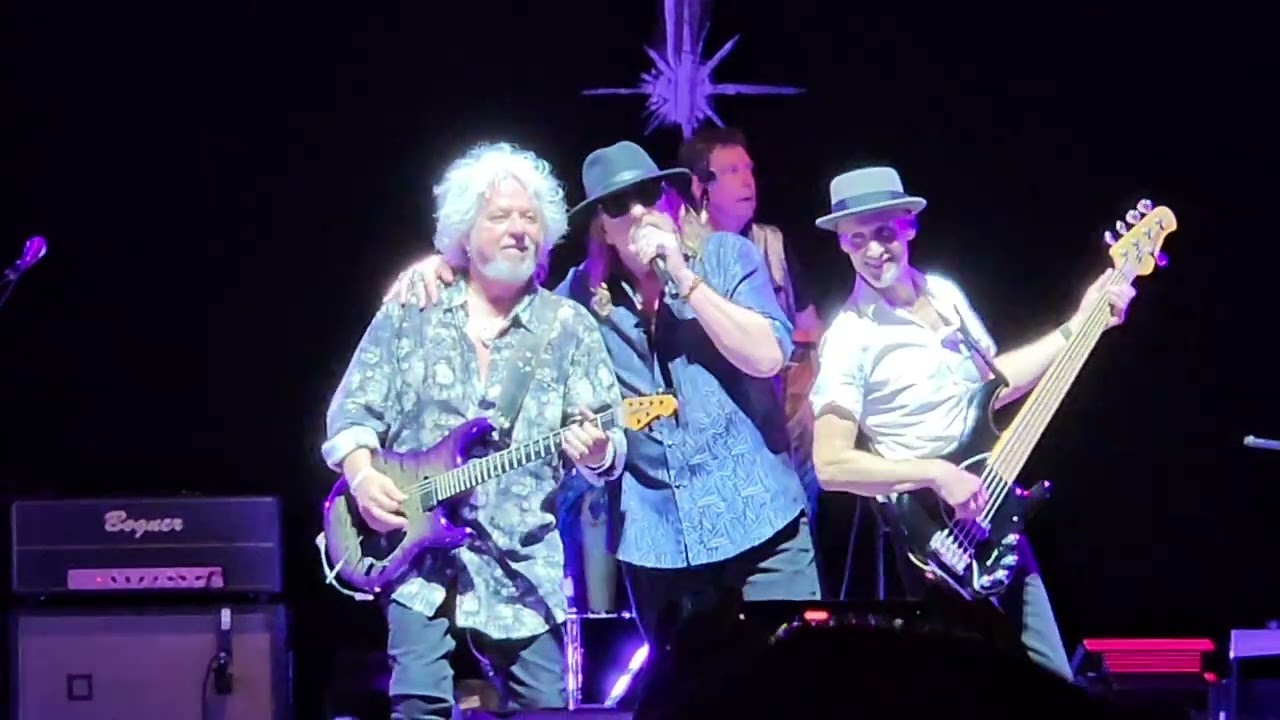 Toto - Tampa FL July 19, 2025