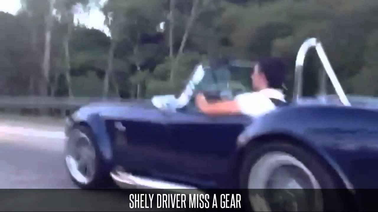 F5 SHELBY COBRA  VS ARIEL ATOM 300