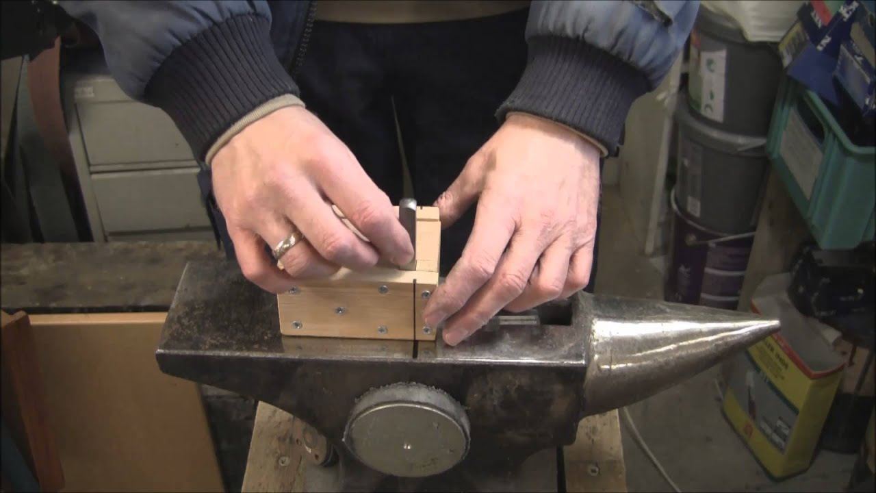 Stempling af knivklinger