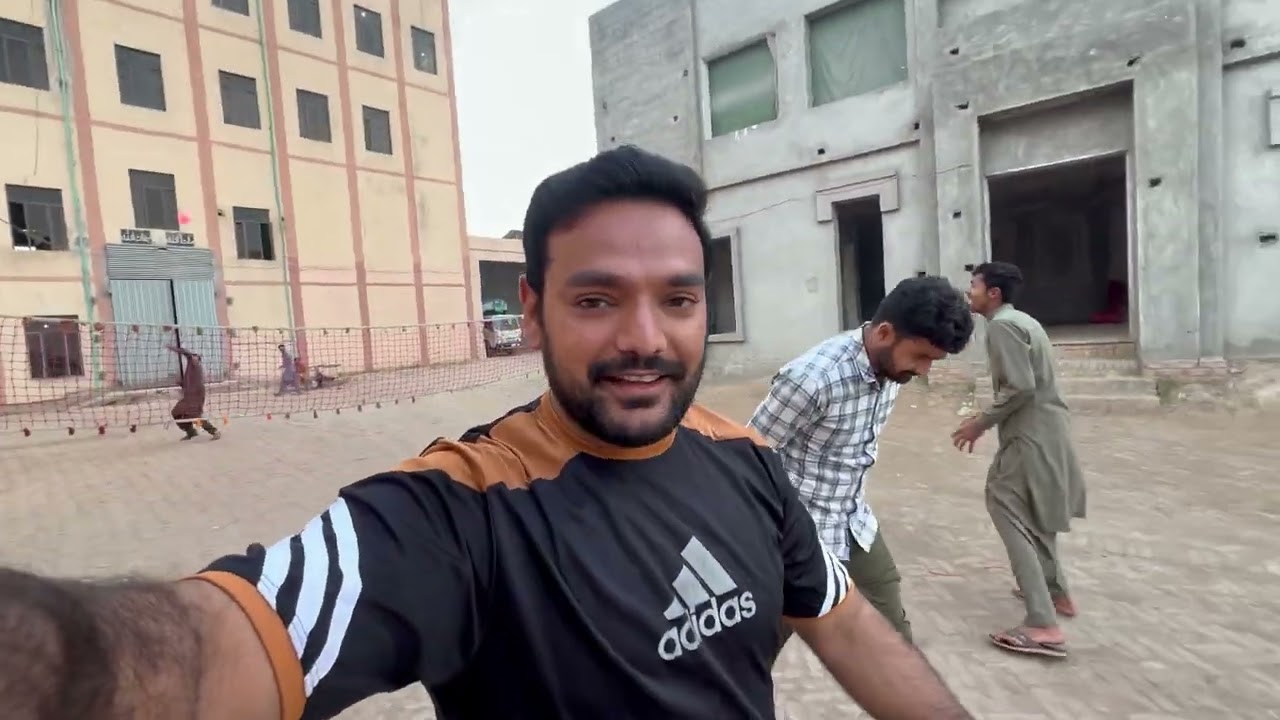 MURSALEEN KO VOLLEYBALL CAPTAIN SAY KATAM KAR DIYA 😂😂👆🏻