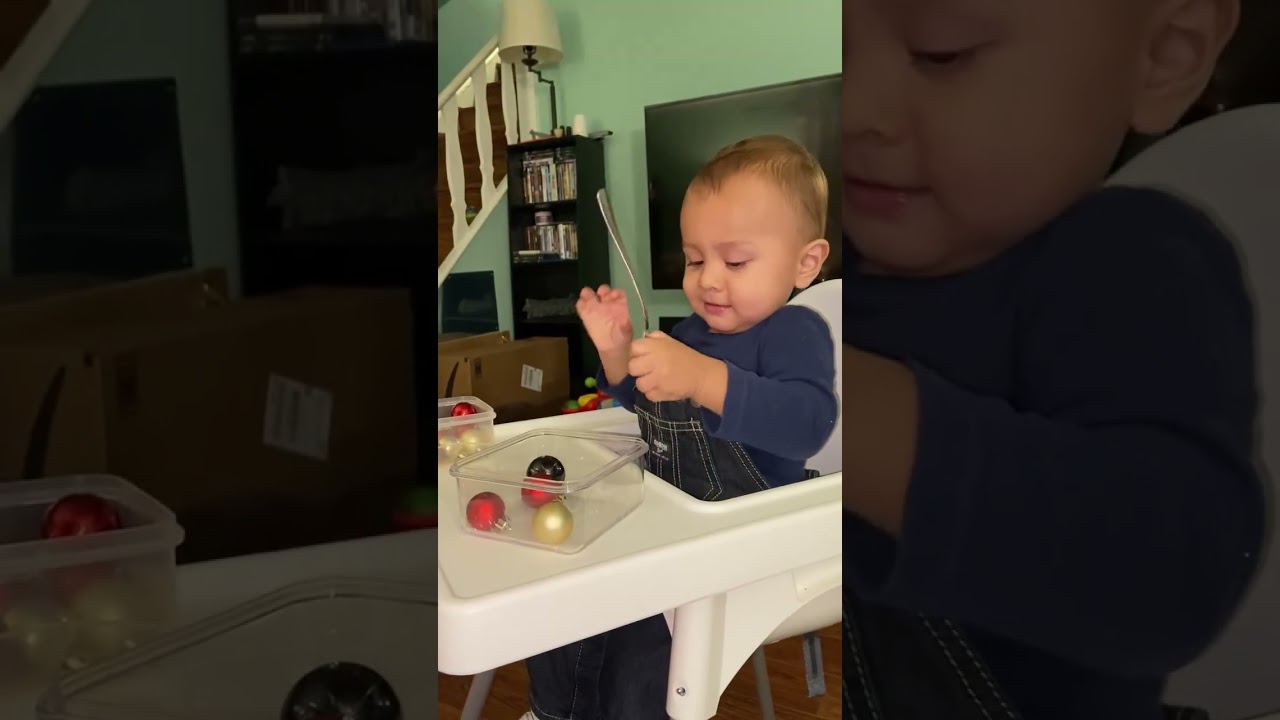 Sorting with baby Jordi