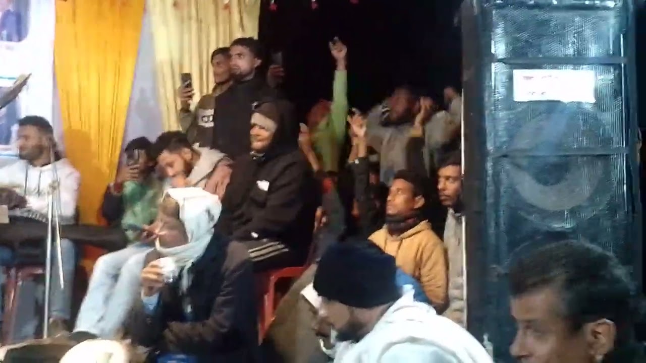 হাতে ধইরা চাইর না হাত শিল্পী পাগল রায়হান কথা ও সুর পাগল হাসান 🙏