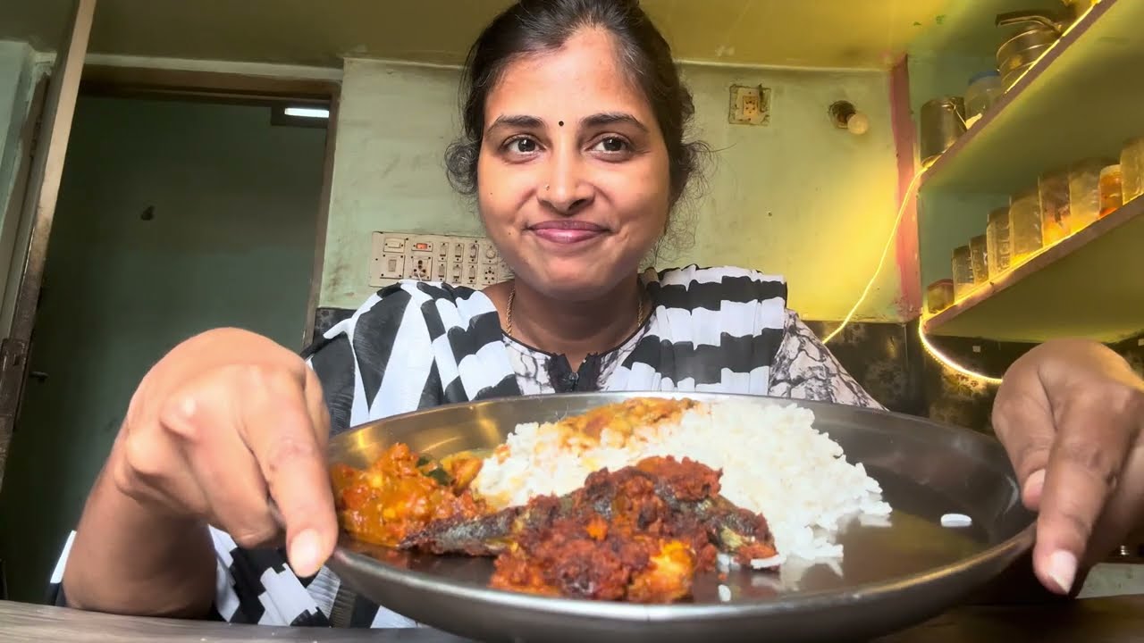 மண்டை குழம்பிட்டா இப்டி கேள்வி கேட்க தோனும் போல 😍👿💃 #nilavinveedu #haters #vlog 