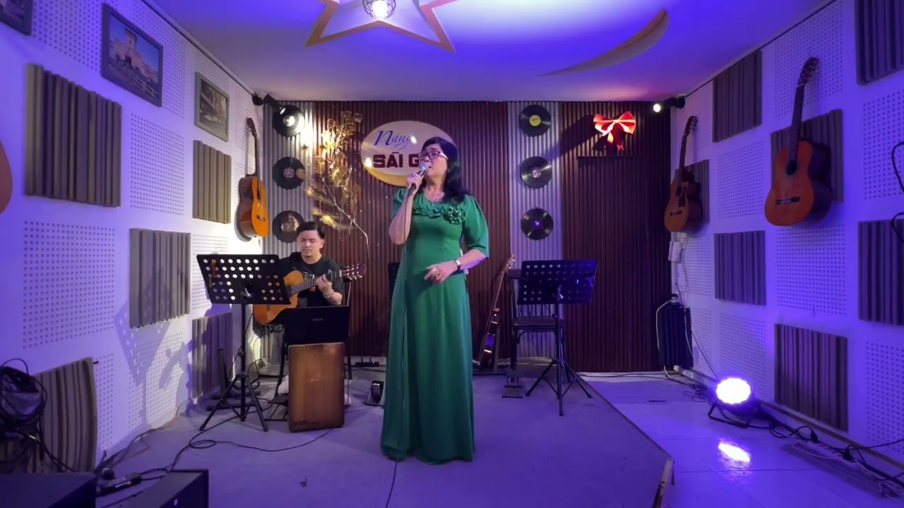 Lữ Khách Bên Đường.Băng Tâm .