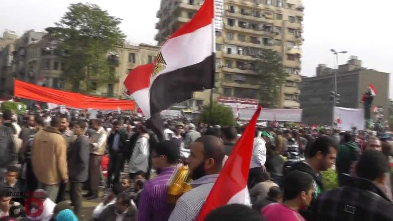 Egypt: Tahrir sends clear warning to military council