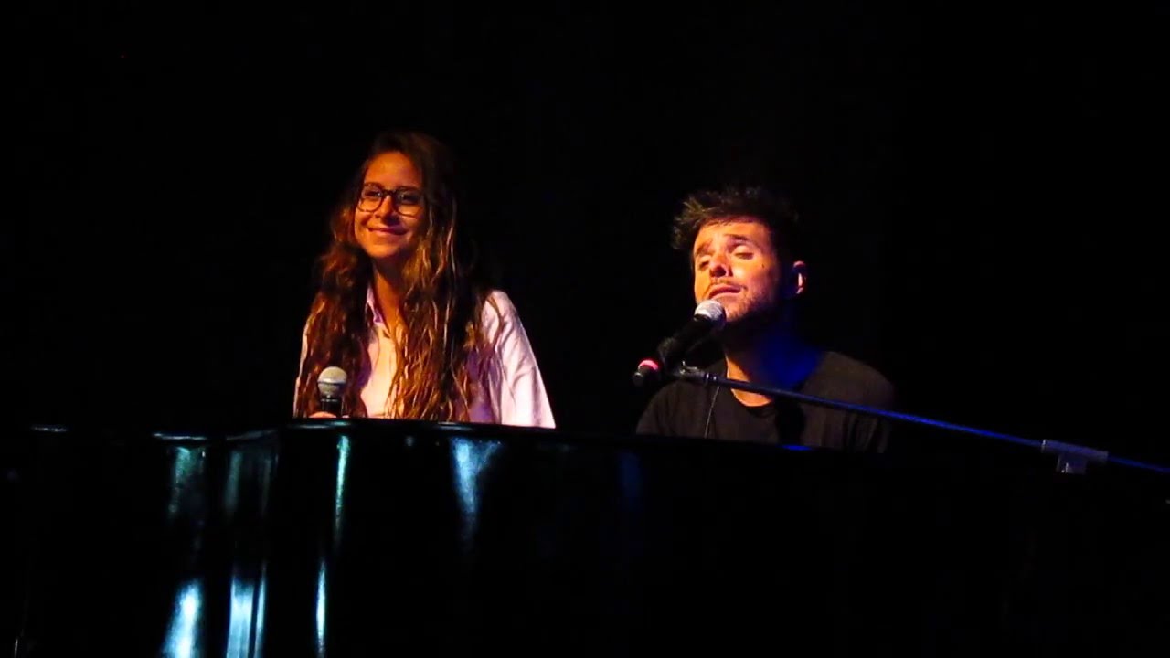 Te espero aquí, Pablo López y Camila Gallardo. Pablo López en Chile
