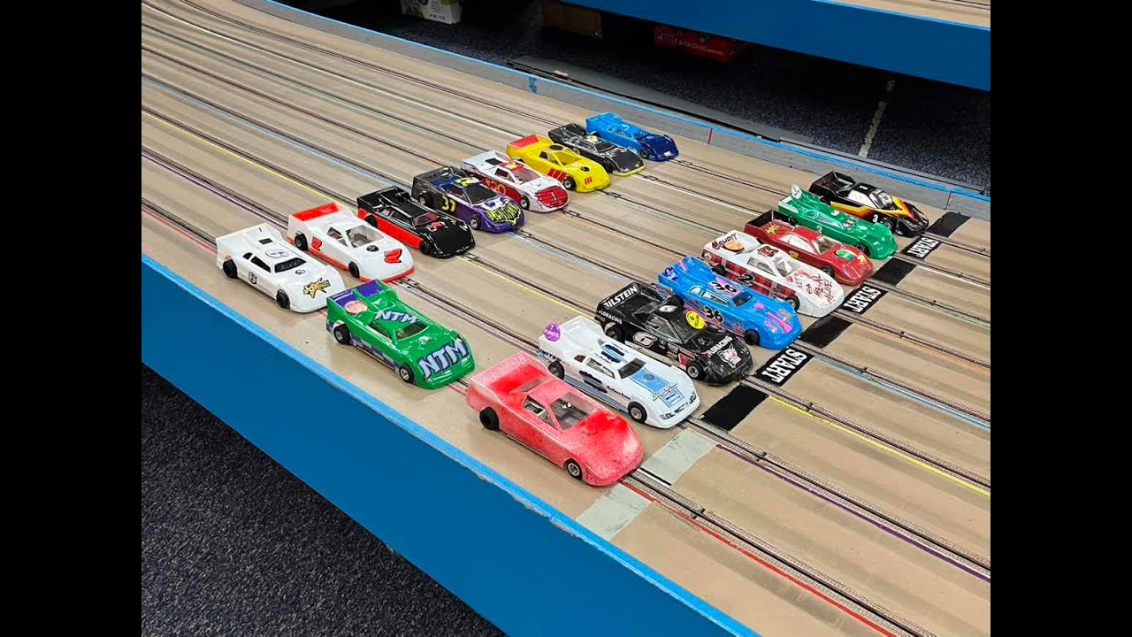 Stand On It Lettering Friday Night Slot Cars LIVE 🔴 1:24 scale Dirt Late Model racing Week 4