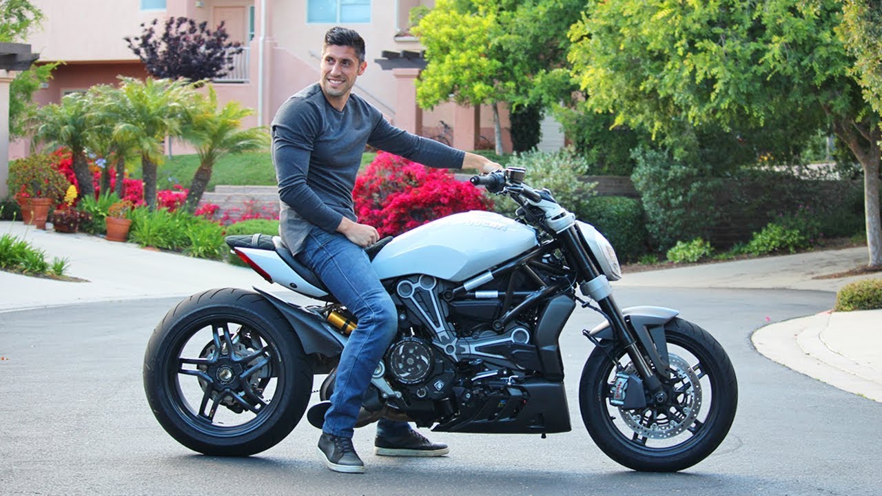 Ducati Xdiavel with Carbon Cam Covers!
