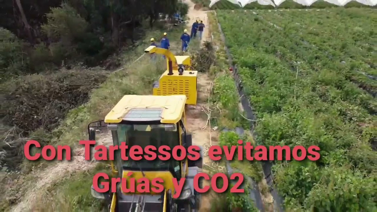 Elecnor con equipos marca Tartessos. biotriturado y deforestaci&oacute;n.