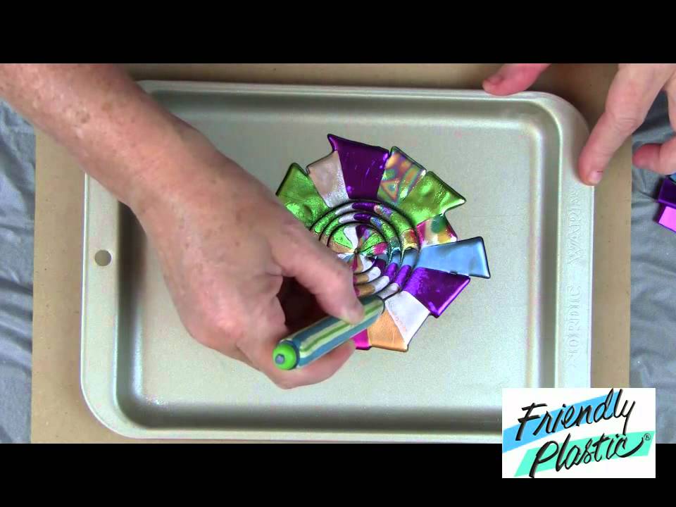 How to marbleize Friendly Plastic - the Pinwheel Technique