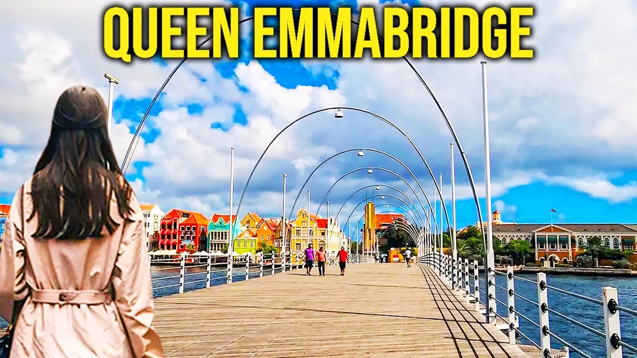Walking from Queen Emma Bridge to Fort Amsterdam | Discover Willemstad, Curaçao