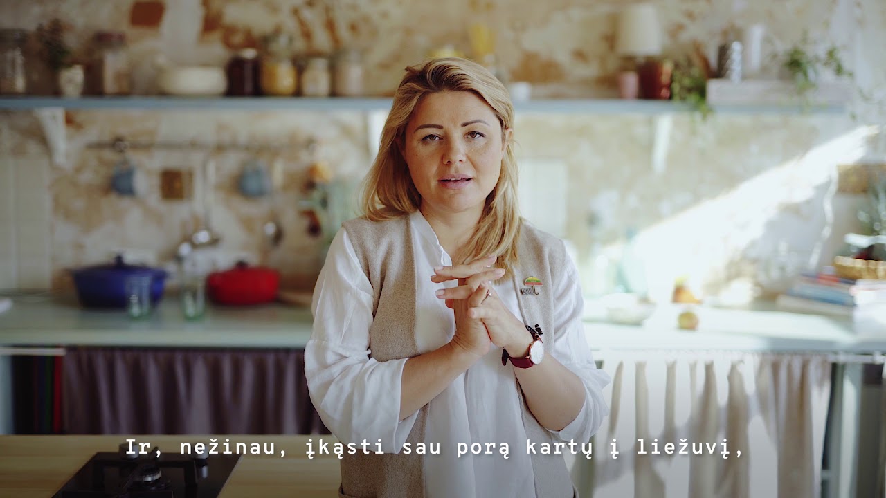 Beata Nicholson: kaip i&scaron;vengti smurto prie&scaron; vaikus?