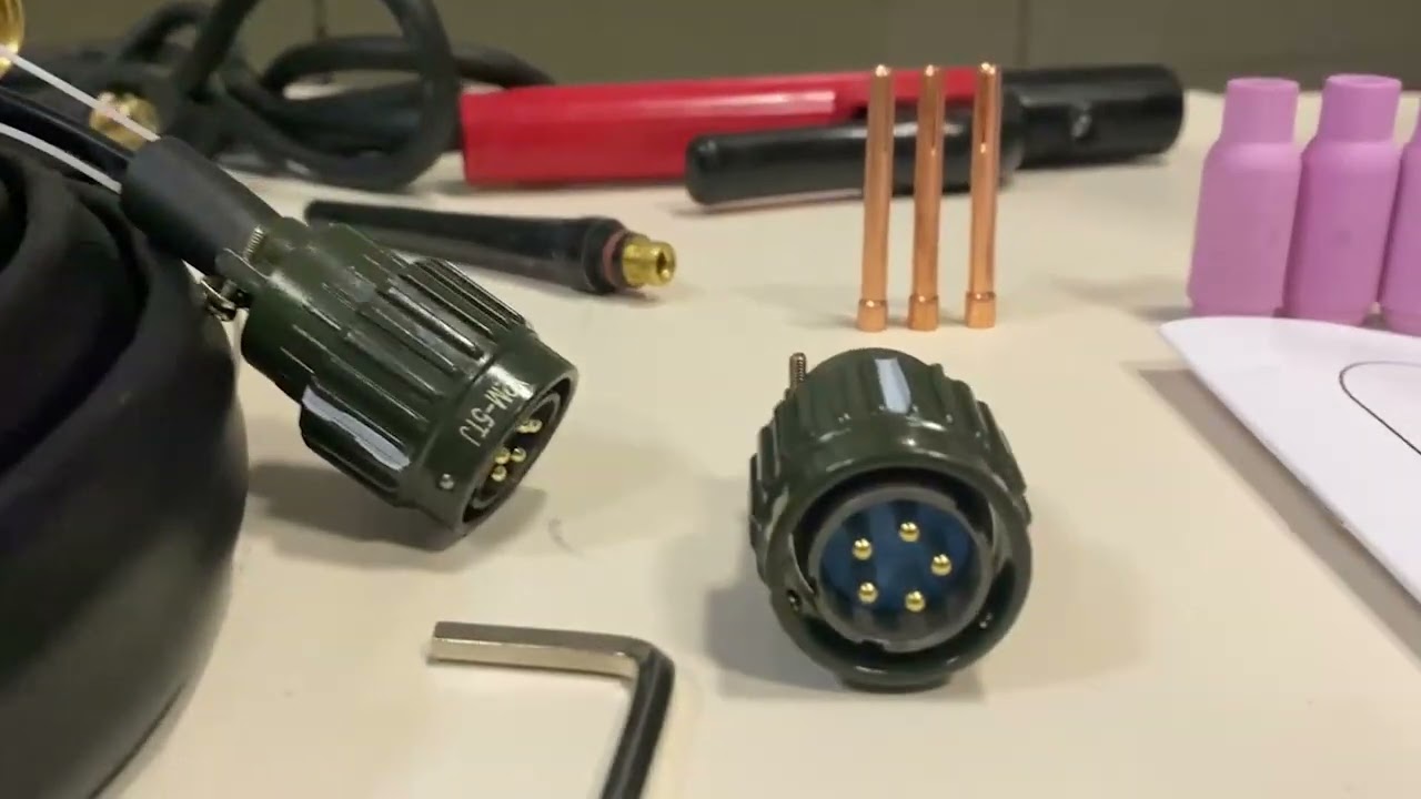 Установка инверторная Сварщик TIG220PAC/DC СИНЕРГЕТИКА