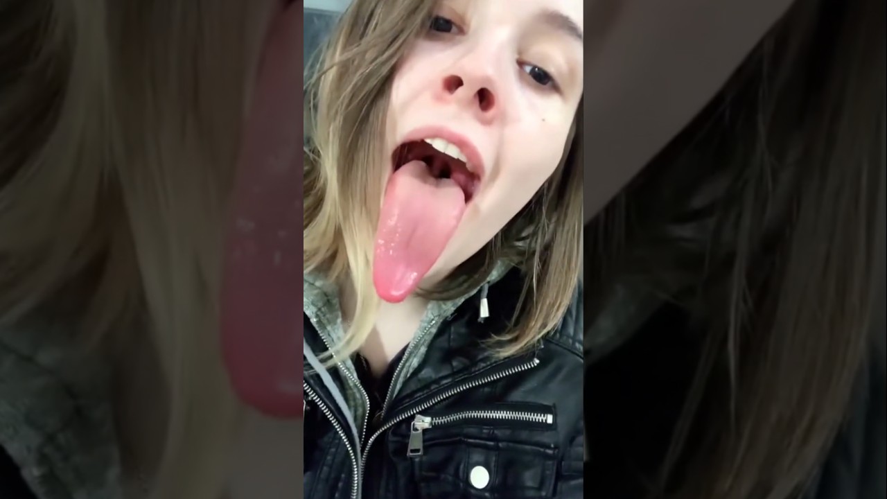 Long Tongue girl 346 