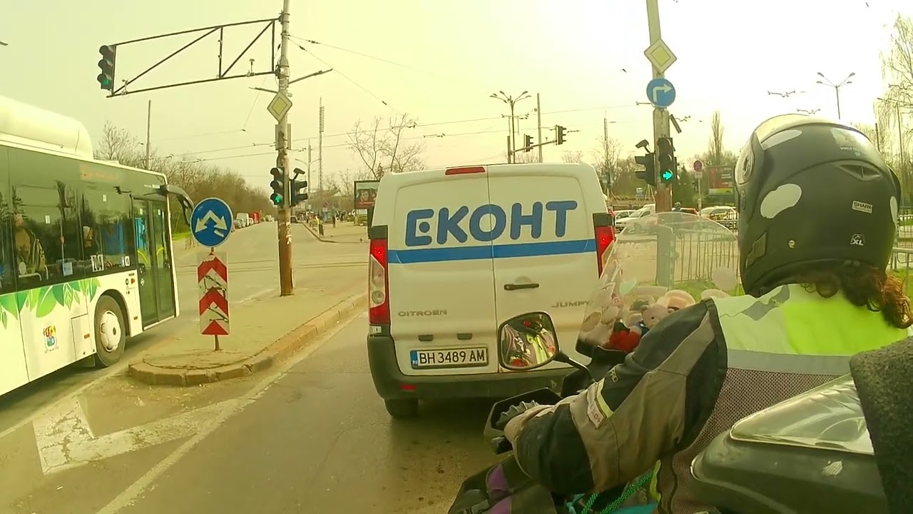 Nje Zhiro Ne Qytetin  Sofia  Bullgari.