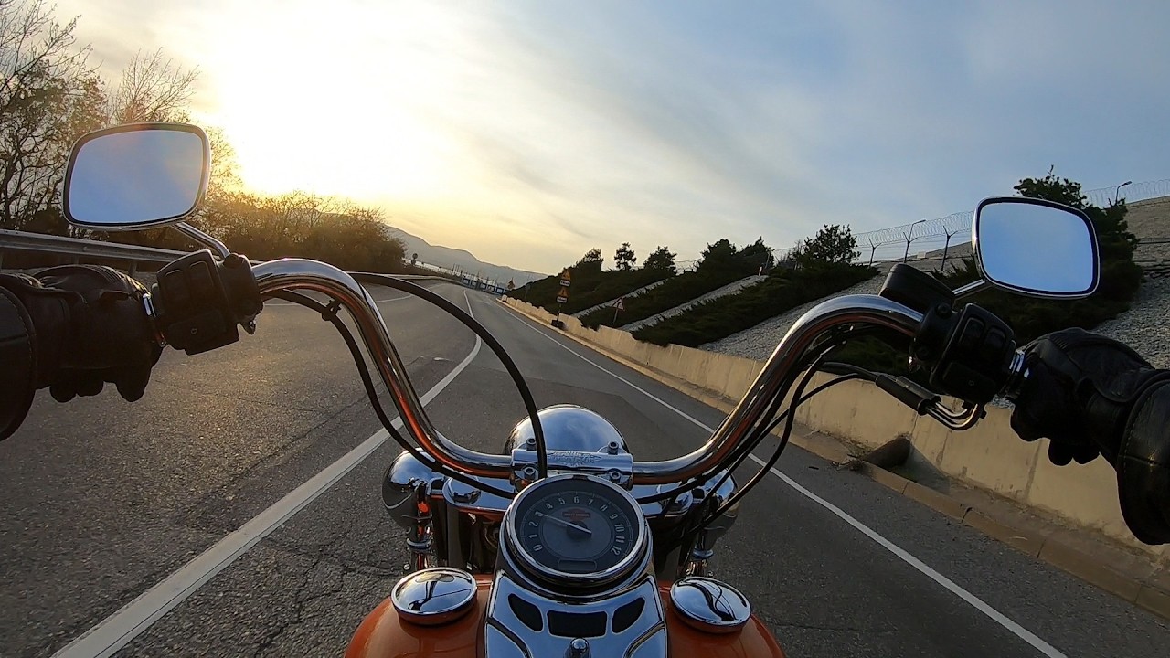 Riding a motorcycle Harley Davidson Heritage 103 FLSTC #20 ||  Day / Night riding (No music)