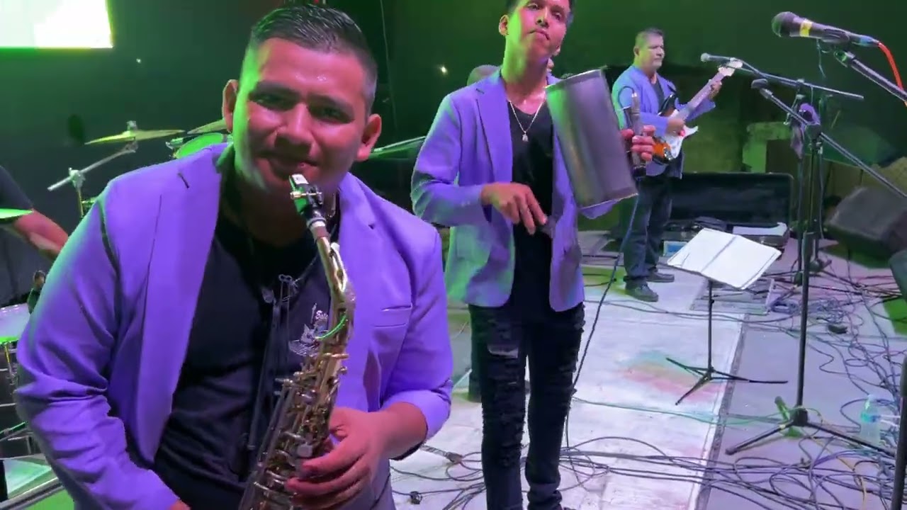 Popurrí Charangas · Esteban Salomé y Su Fiesta Latina