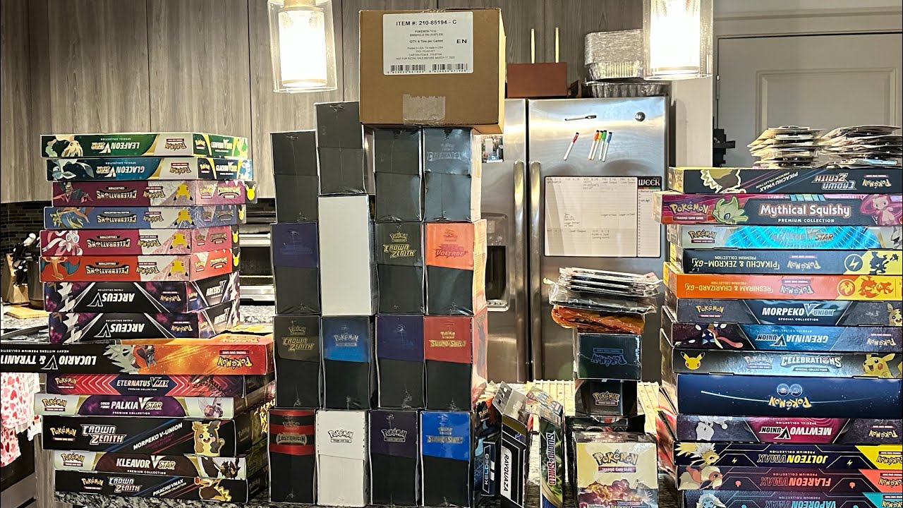 Представляю вам всю мою запечатанную коллекцию ККИ Покемон (стоимостью более 2500 долларов)