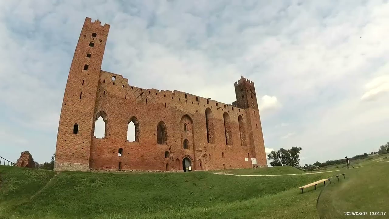 Varadero 125 - Z Warszawy do Słowińskiego Parku i potem na Hel  #1/2