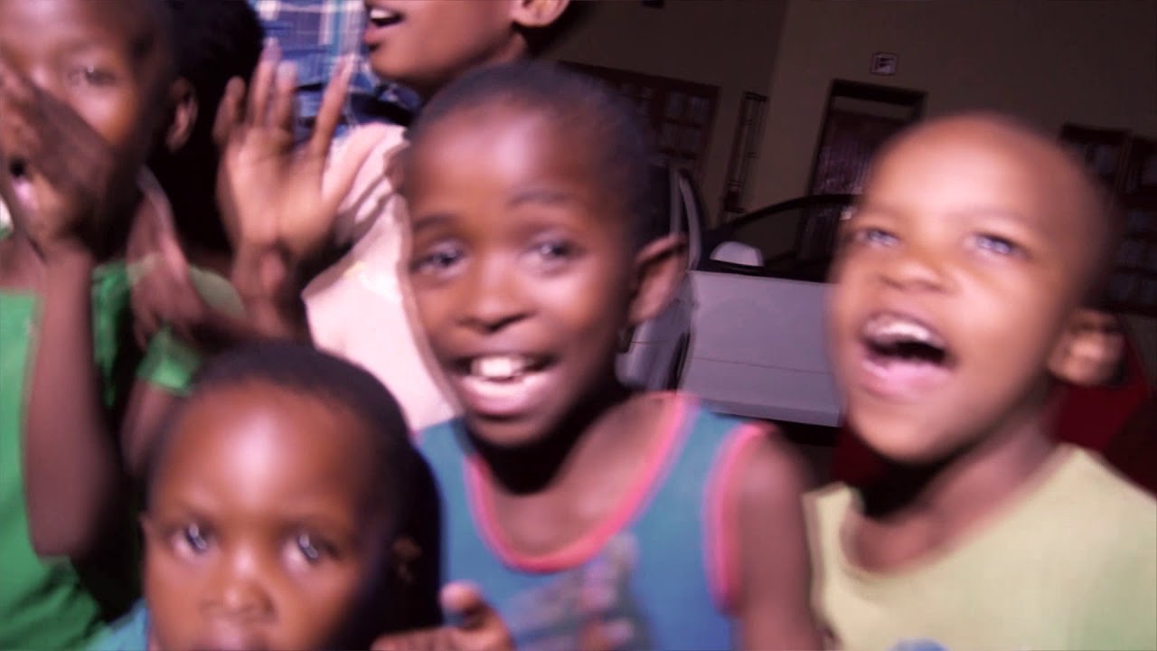 Dr. Melli Flous_-_ YOLO ft .Diba Diba x Ghetto Villah (Official Music Video)