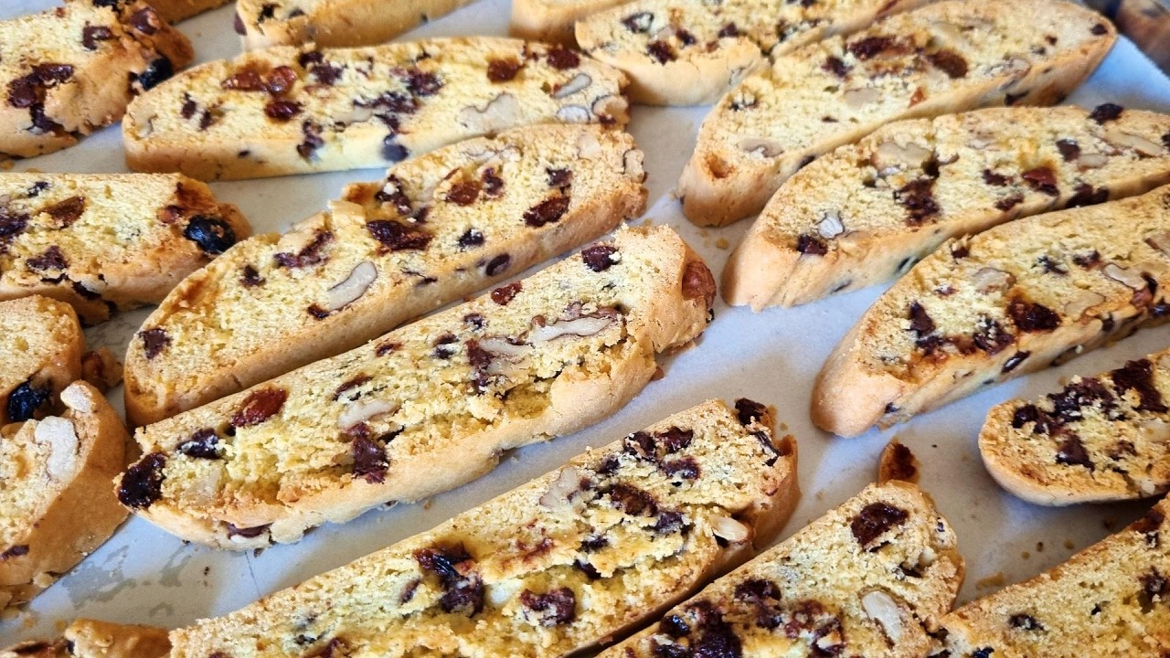 I can't stop making these Italian Cookies - Too Easy and Too Good
