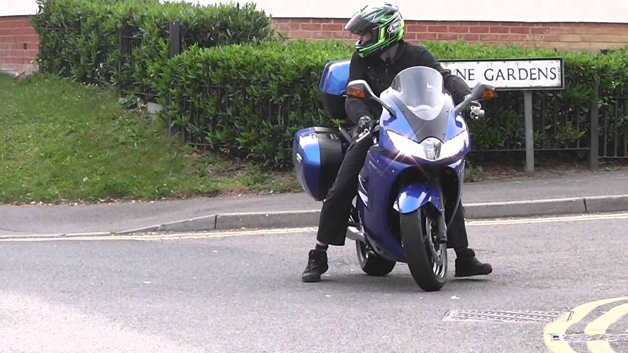 Triumph Sprint GT vs Sprint ST. Bike Talk