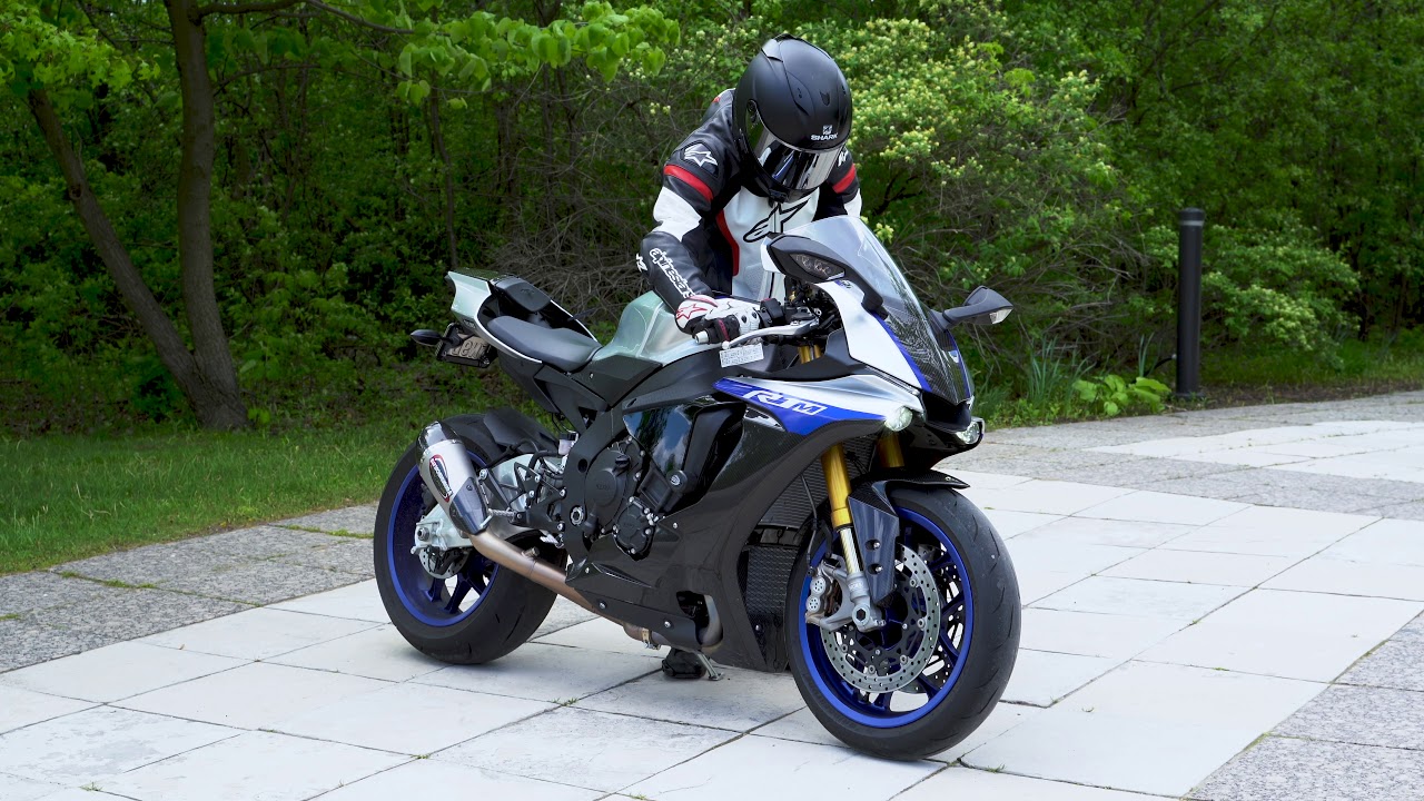 Yamaha R1 Exhaust Sound | Startup and Rev