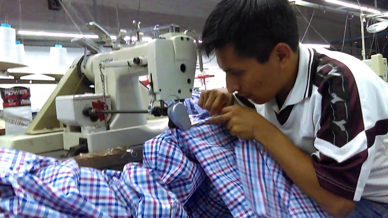 Cerrado de camisa en maquina de codo....